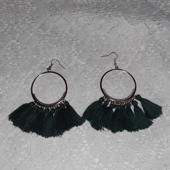 New Earrings Tassel Fringe Dangle Dark Green & Gold Earrings - Picture 3 of 3
